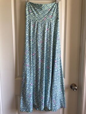 2 for $20 LuLaRoe Mint Maxi Skirt with Geometric Print and Pink Accents beach